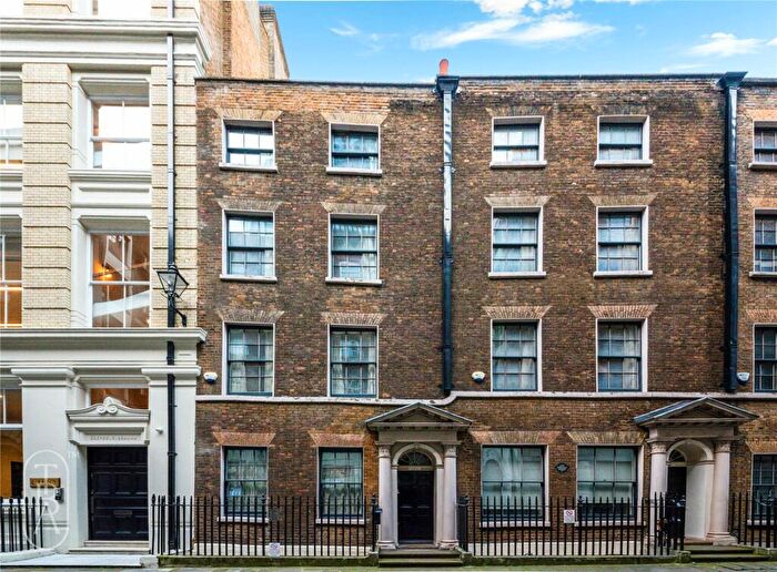 3 Bedroom Terraced House For Sale In New Street, London, EC2M