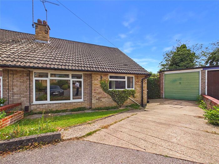 2 Bedroom Bungalow For Sale In Royston Drive, Ipswich, Suffolk, IP2