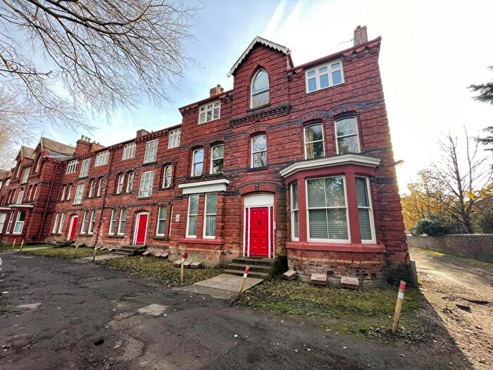 2 Bedroom Flat To Rent In Park Terrace, Liverpool, L22