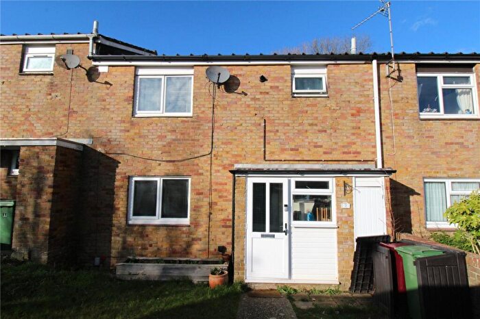 3 Bedroom Terraced House For Sale In Holst Close, Basingstoke, Hampshire, RG22