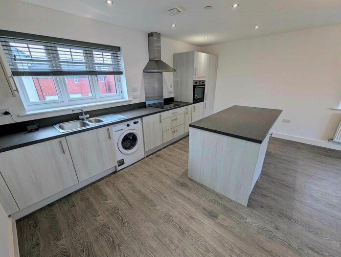 2 Bedroom Flat To Rent In Walker Point Way, Newport, NP20