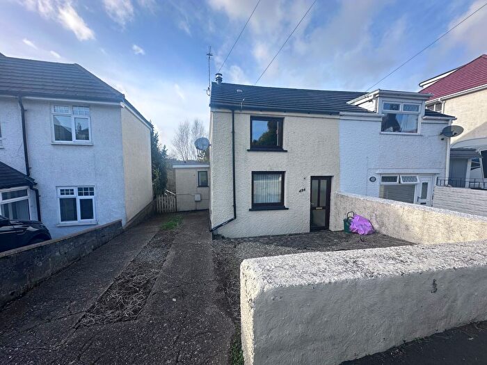 2 Bedroom Property To Rent In Gower Road, Swansea, SA2