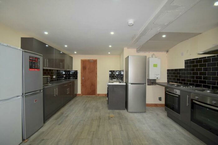 8 Bedroom House To Rent In Wyeverne Road, Cathays, CF24