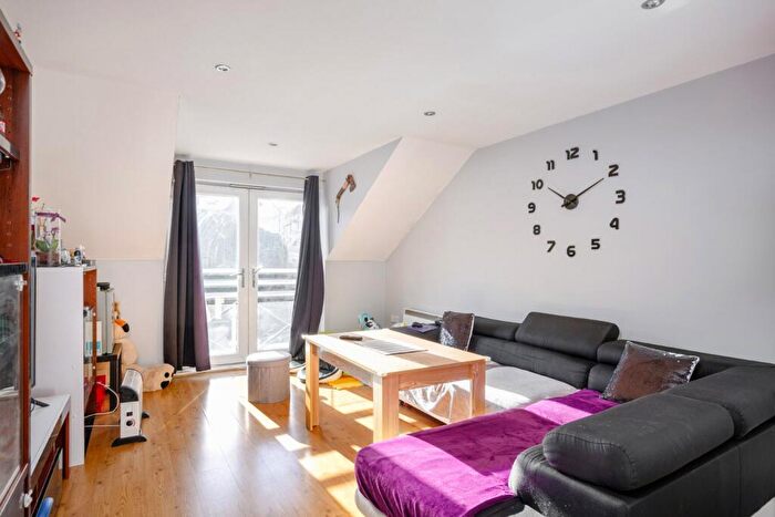 2 Bedroom Apartment For Sale In Hadham Road, Bishop's Stortford, Hertfordshire, CM23