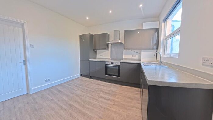 2 Bedroom Flat To Rent In Sandown Road, Brighton, BN2