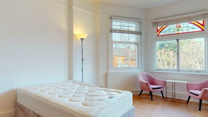 Studio To Rent In Exeter Road, NW2