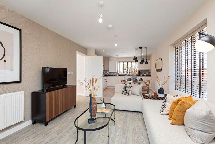 2 Bedroom Apartment For Sale In Maidenhead, Berkshire, SL6