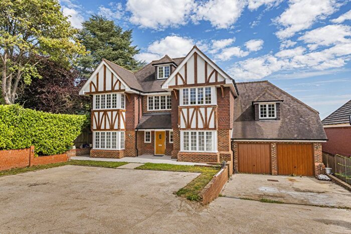 7 Bedroom Detached House For Sale In The Hillside, Orpington, BR6