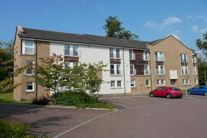 2 Bedroom Flat To Rent In Woodburn Park, Hamilton, ML3