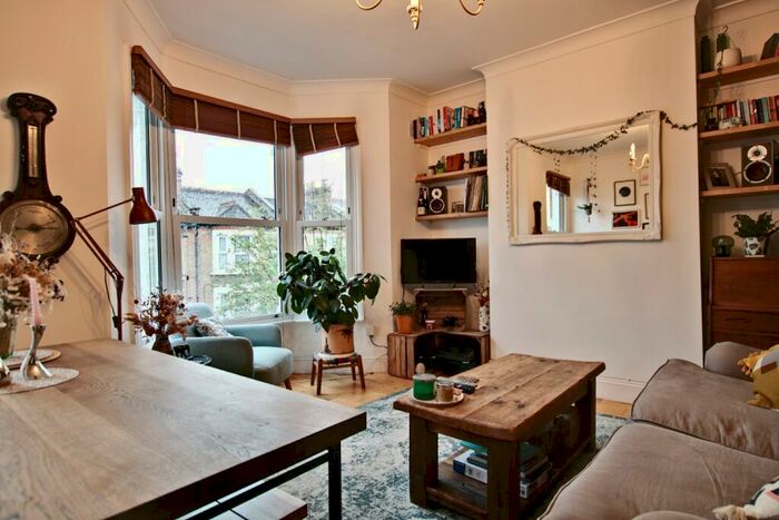 2 Bedroom Apartment To Rent In St. Asaph Road, London, SE4