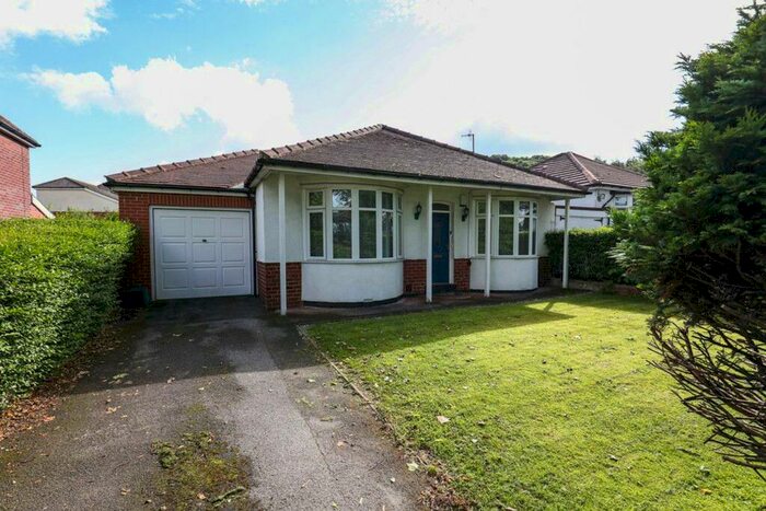 2 Bedroom Detached Bungalow To Rent In Bocking Lane, Sheffield, S8