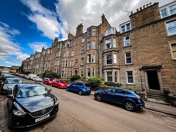 2 Bedroom Flat To Rent In Bellefield Avenue, West End, Dundee, DD1