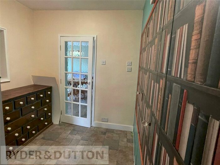 4 Bedroom SemiDetached House To Rent In Huttock End Lane, Stacksteads