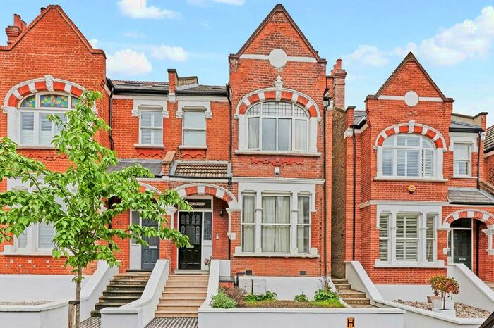 5 Bedroom Property To Rent In Bernard Gardens, London, SW19