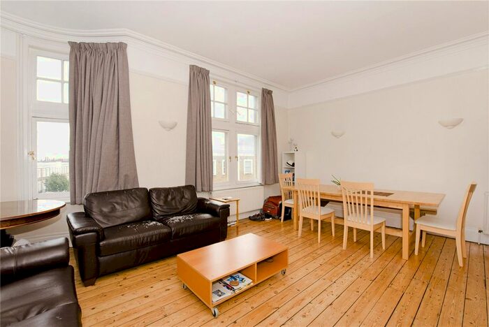 3 Bedroom Flat To Rent In Ritchie Street, Angel, Islington, London, N1
