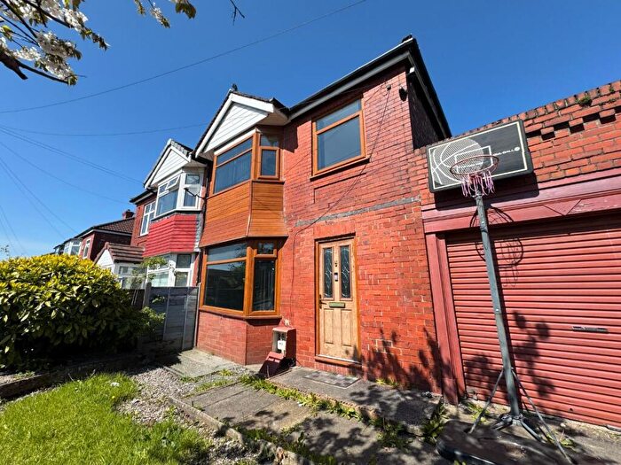 3 Bedroom Semi Detached House For Sale In Bamford Street, Manchester, M11