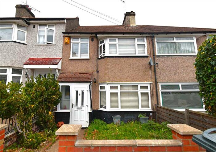 3 Bedroom House To Rent In Grosvenor Crescent, Dartford, DA1