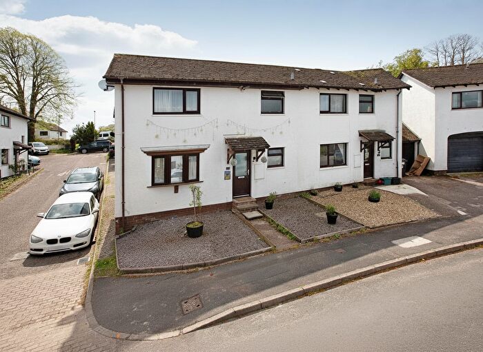 3 Bedroom Terraced House For Sale In North Lodge Close, Dawlish, EX7