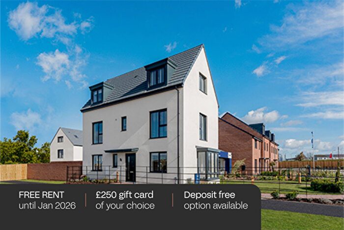 4 Bedroom Town House To Rent In Kingfields Park, Hull, HU7