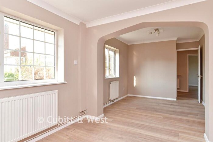4 Bedroom Detached House For Sale In Shepherds Cot, Peacehaven, East Sussex, BN10