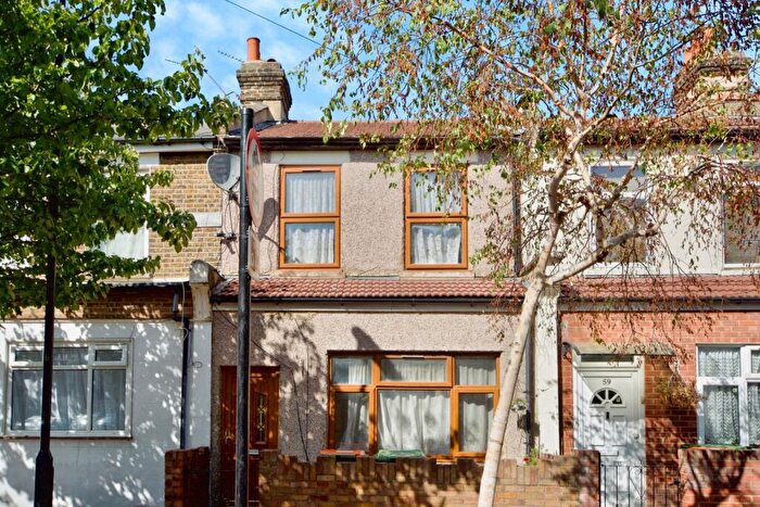 3 Bedroom Terraced House For Sale In Market Street, East Ham, London, E6