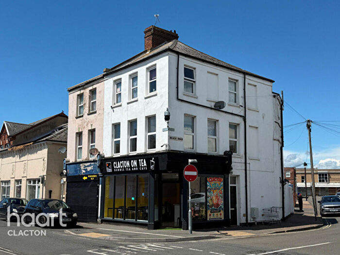 2 Bedroom Apartment For Sale In Rosemary Road, Clacton-On-Sea, CO15