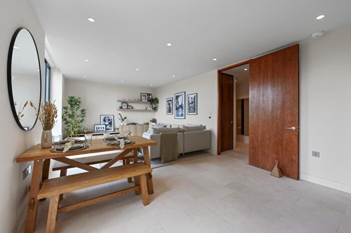 1 Bedroom Flat To Rent In Oval Road, Primrose Hill, NW1