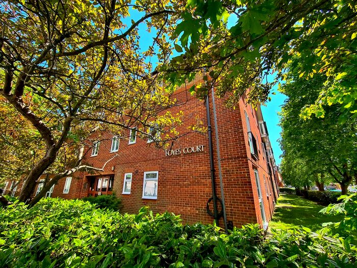 1 Bedroom Flat To Rent In Shirley Road, Southampton, Hampshire, SO15