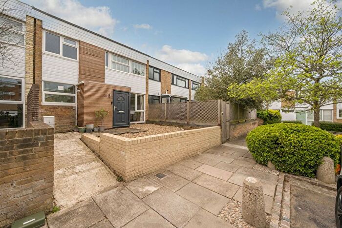 3 Bedroom Property For Sale In Rayners Road, Putney, London, SW15