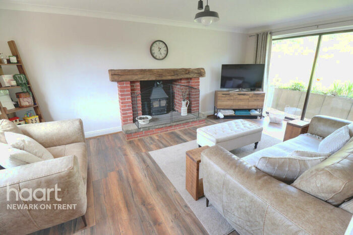 4 Bedroom Detached House For Sale In Silver Street, North Clifton, NG23