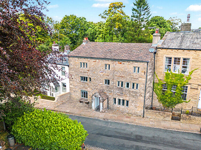 3 Bedroom Cottage For Sale In Lidgett, Colne, BB8