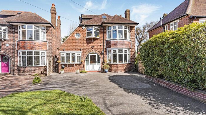 4 Bedroom Detached House For Sale In Chester Road, Castle Bromwich, Birmingham, B36