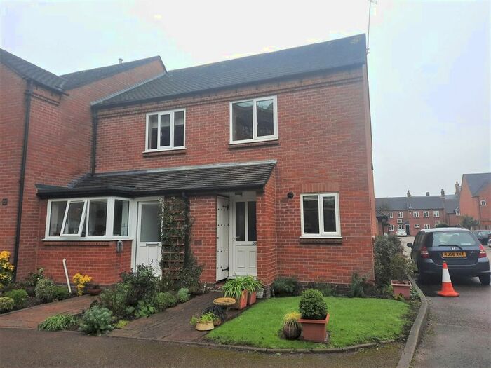 2 Bedroom Property To Rent In Swan Mews, Swan Road, Lichfield, WS13