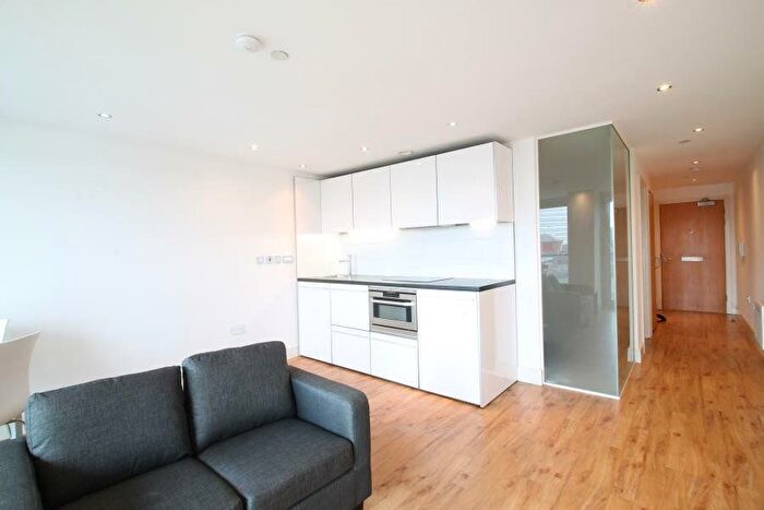 1 Bedroom Flat To Rent In Litmus Building, Huntingdon Street, Nottingham, NG1