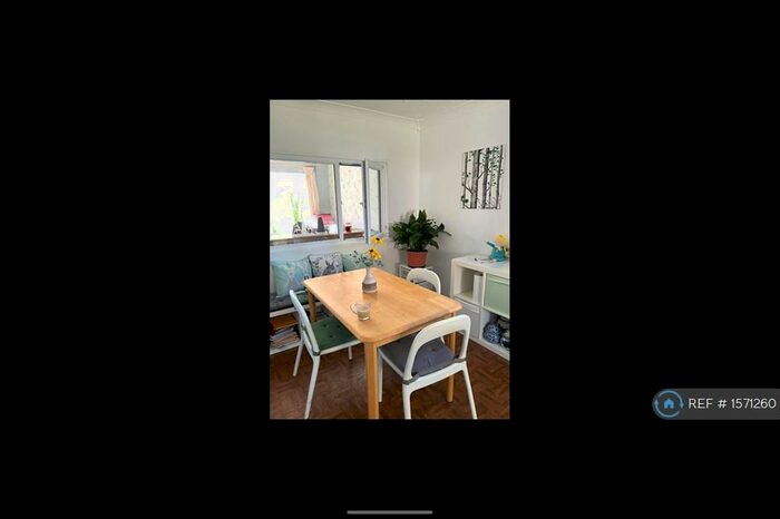 3 Bedroom Terraced House To Rent In Binley Grove, Bristol, BS14