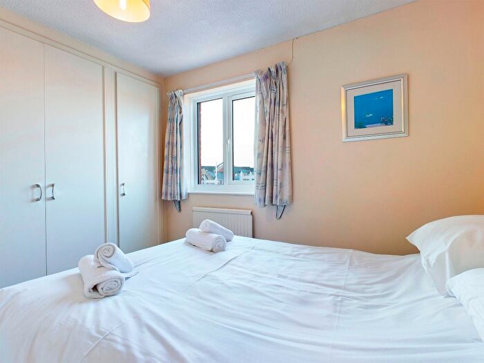 1 Bedroom Flat To Rent In Abernethy Quay, Marina, Swansea, SA1