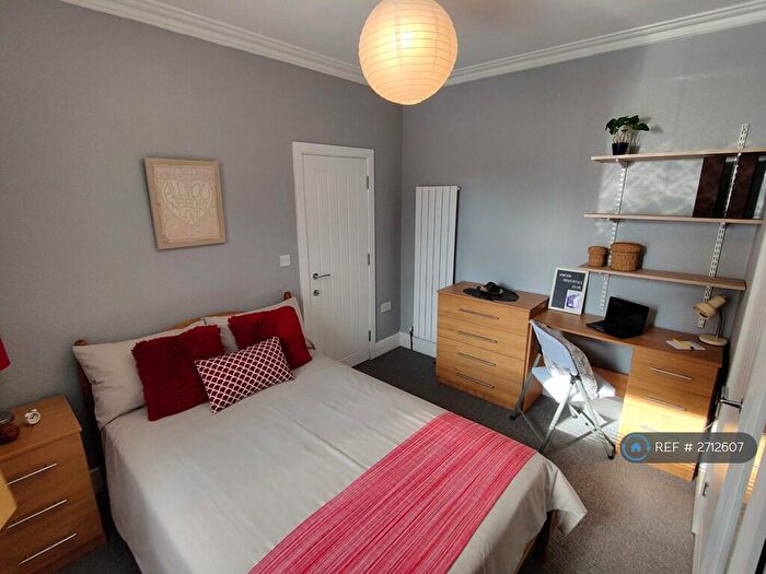 6 Bedroom Terraced House To Rent In Denmark Road, Northampton, NN1