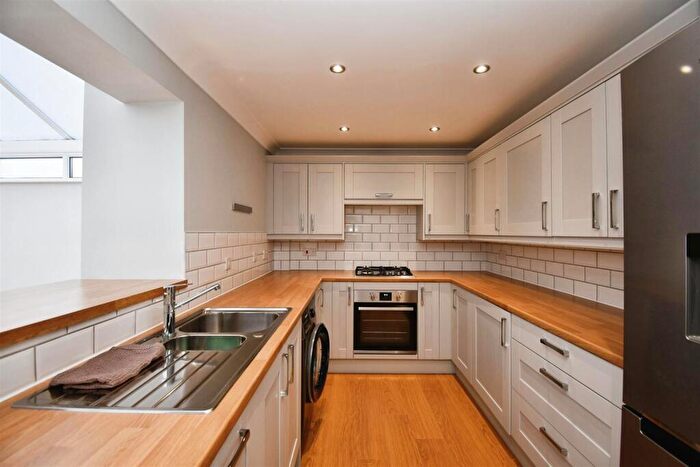 2 Bedroom Terraced House For Sale In Saffrondale, Anlaby, Hull, HU10