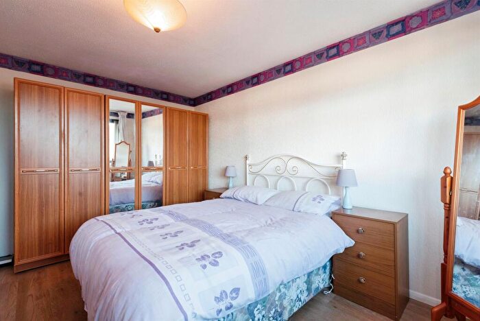 3 Bedroom Terraced House For Sale In Chaucer Road, Royston, SG8