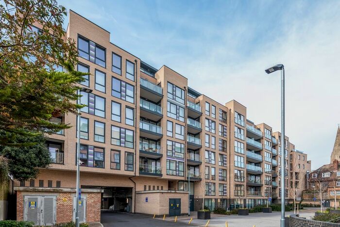 2 Bedroom Flat To Rent In Grove Place, Eltham, SE9