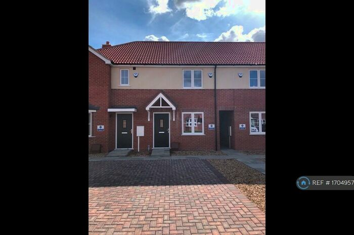2 Bedroom Terraced House To Rent In De Montfort Gardens, Lincolnshire, PE21
