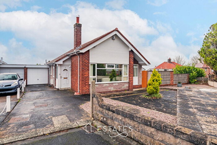 2 Bedroom Detached Bungalow For Sale In Linden Close, Prestatyn, LL19