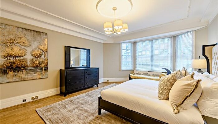 4 Bedroom Flat To Rent In Strathmore Court, Park Road, London, NW8