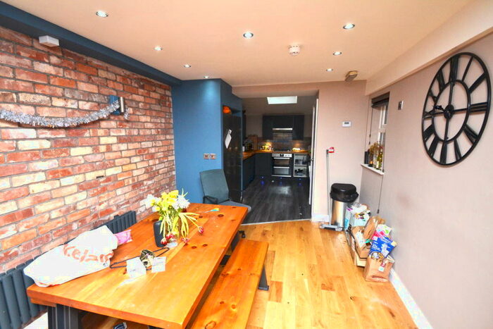 6 Bedroom Terraced House To Rent In Moseley Road, Fallowfield, Manchester, M14