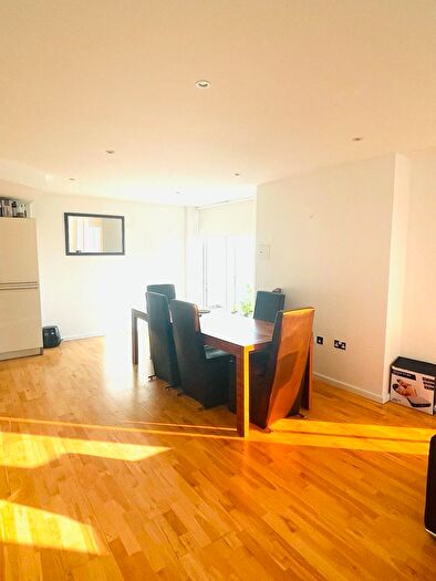2 Bedroom Apartment To Rent In Ability Place, South Quay, Cross Harbour, Canary Wharf, London, E14