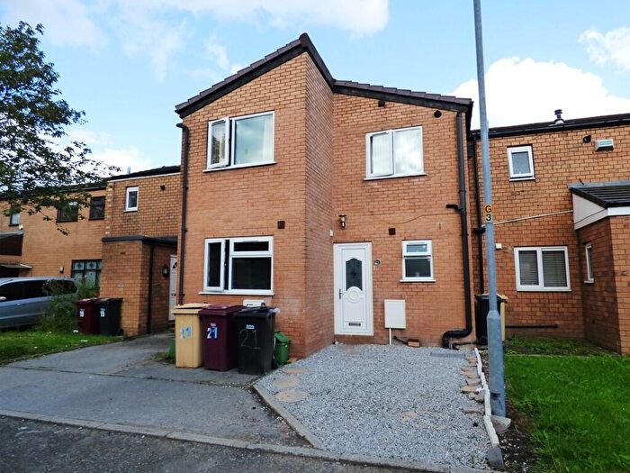 4 Bedroom Terraced House For Sale In Glenridge Close, Astley Bridge, Bolton, BL1