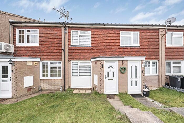 2 Bedroom House For Sale In Highview, Vigo, Gravesend, DA13