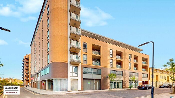 2 Bedroom Flat For Sale In Ramsgate Street, Hackney, E8