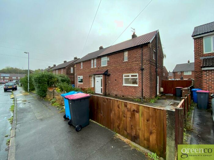 3 Bedroom Semi-Detached House To Rent In Castleway, Swinton, Salford, M27