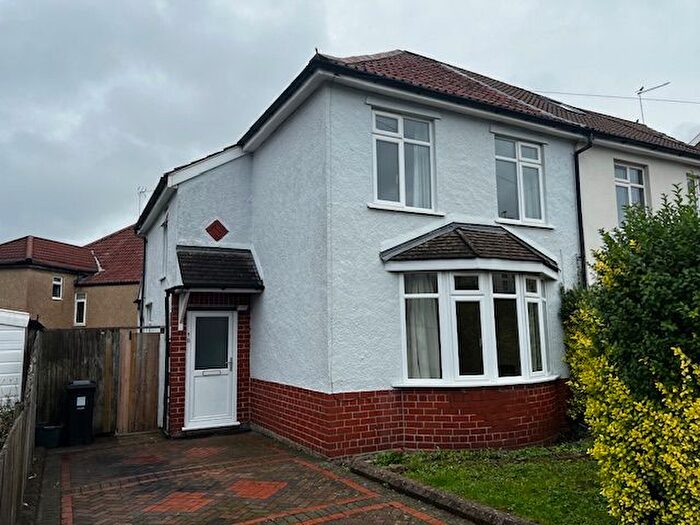 3 Bedroom Semi-Detached House To Rent In Morley Road, Staple Hill, BS16